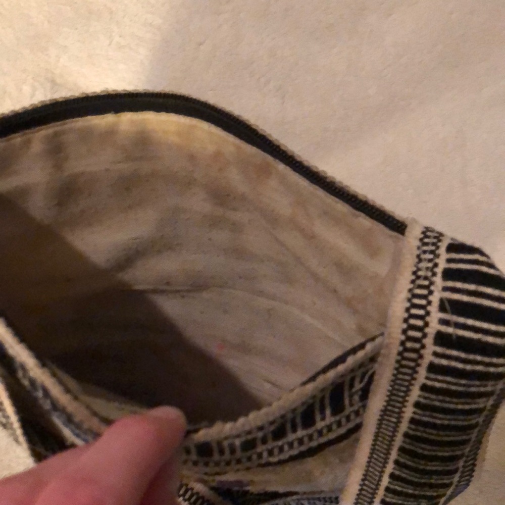 Purse - Picture 6 of 8